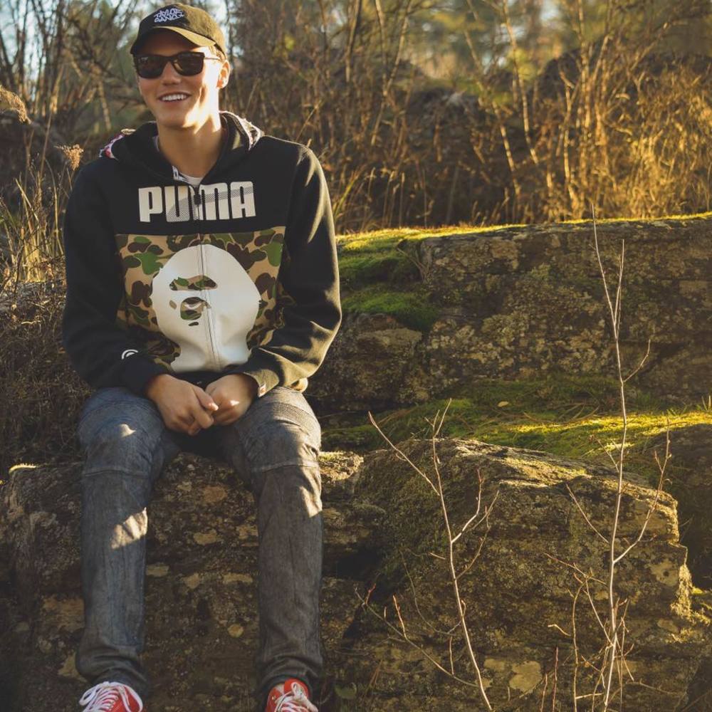 Meet your Posher, Hunter